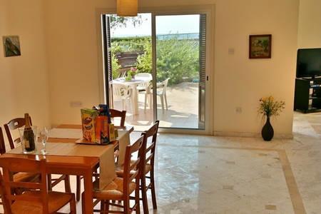 Larnaka Beach House 3 Екстериор снимка