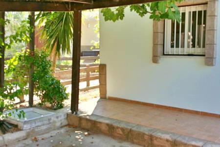 Larnaka Beach House 3 Екстериор снимка