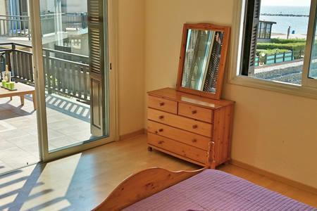 Larnaka Beach House 3 Екстериор снимка